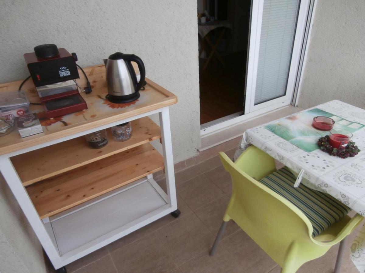 Apartment Studio Mia-Beach In Split Luaran gambar
