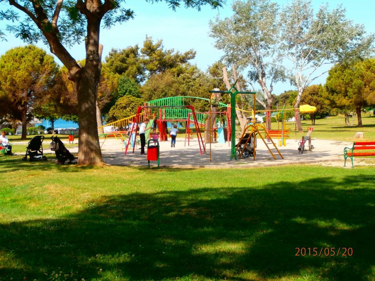 Apartment Studio Mia-Beach In Split Luaran gambar